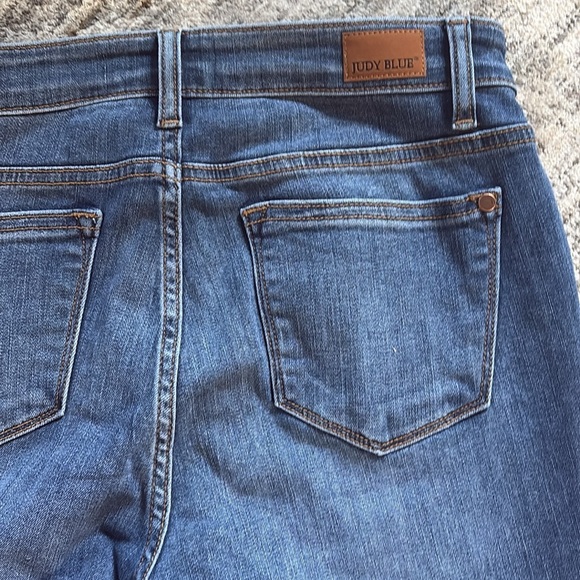 Judy Blue Ankle Cropped Blue Jeans with Rolled Hems - skinny fit Capri - 7/28 - Picture 8 of 8